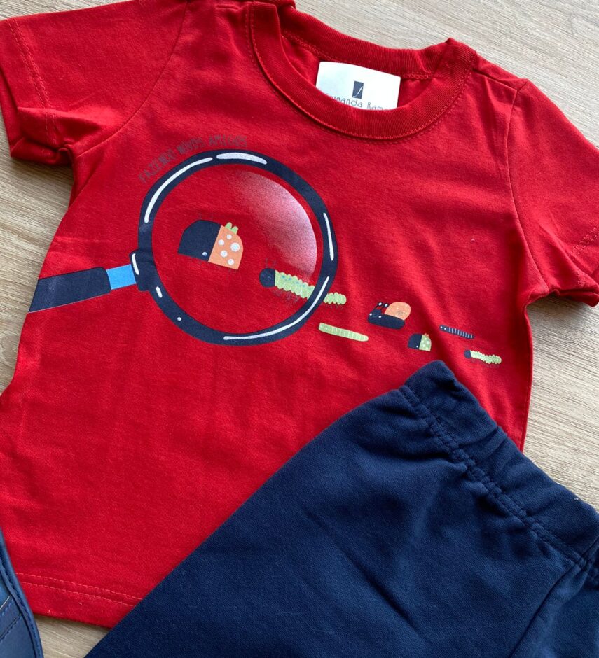 fernandaramoskids com br Conjunto Infantil Masculino Camiseta Vermelha e Bermuda Azul 1