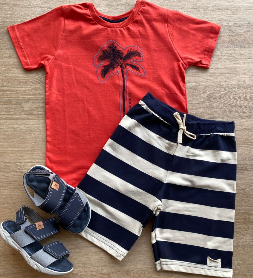 Conjunto Infantil Masculino Camiseta Vermelha e Bermuda Listrada Fernanda Ramos Kids