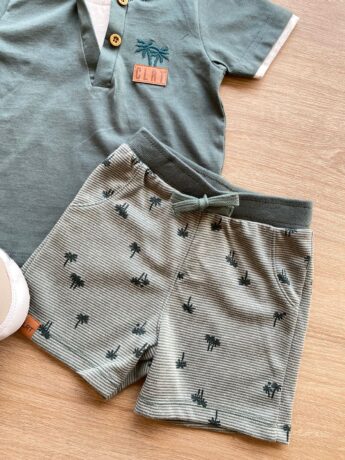 fernandaramoskids com br Conjunto Infantil Masculino Coqueiros Camiseta e Bermuda Verde 1