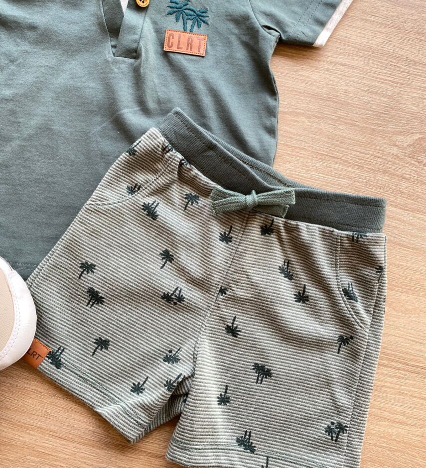 fernandaramoskids com br Conjunto Infantil Masculino Coqueiros Camiseta e Bermuda Verde 1