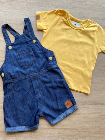fernandaramoskids com br Conjunto Infantil Masculino Jardineira Jeans Camiseta Mostarda 1