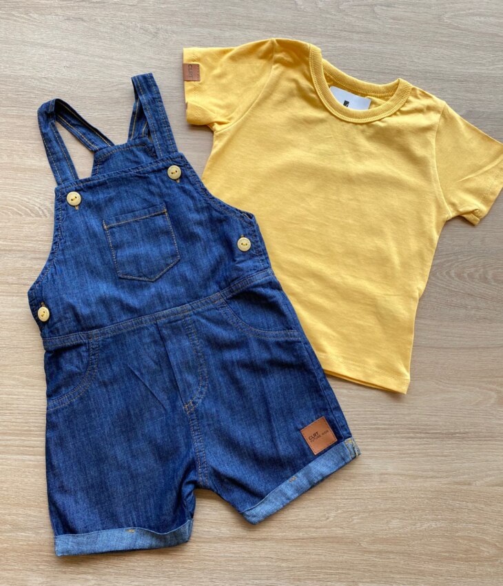 fernandaramoskids com br Conjunto Infantil Masculino Jardineira Jeans Camiseta Mostarda 1