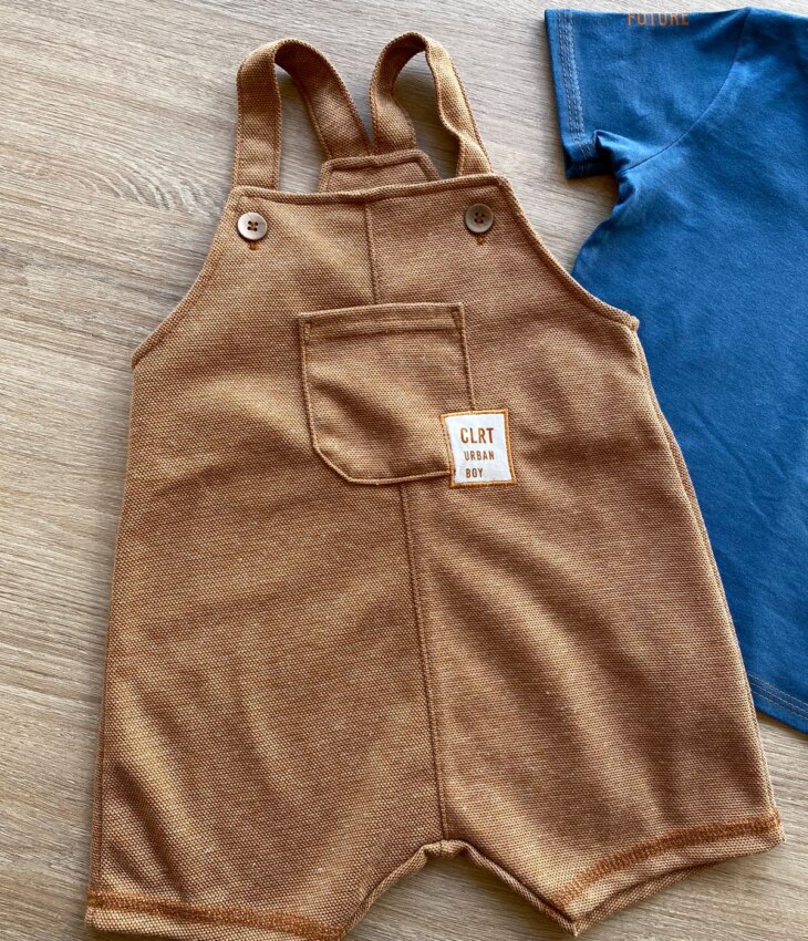 fernandaramoskids com br Conjunto Infantil Masculino Jardineira Marrom e Camiseta Azul 1