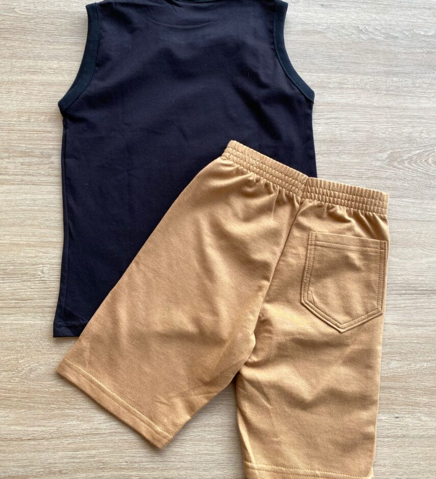 fernandaramoskids com br Conjunto Infantil Masculino Regata Preta e Bermuda Bege 3