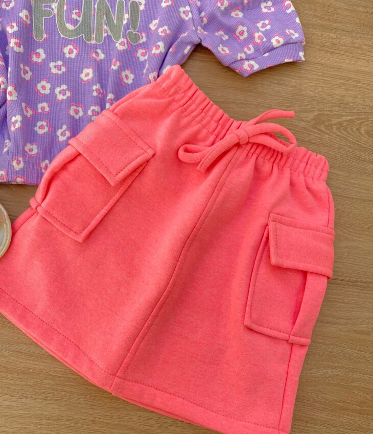 fernandaramoskids com br Saia Infantil Feminino Curta Moletinho com Bolsos Pink Flúor 1