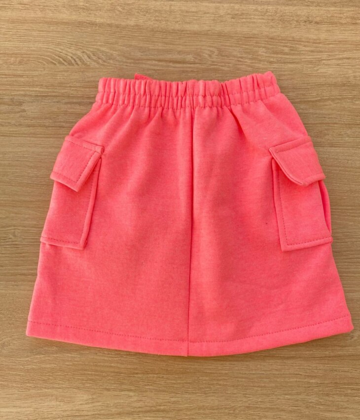 fernandaramoskids com br Saia Infantil Feminino Curta Moletinho com Bolsos Pink Flúor 3