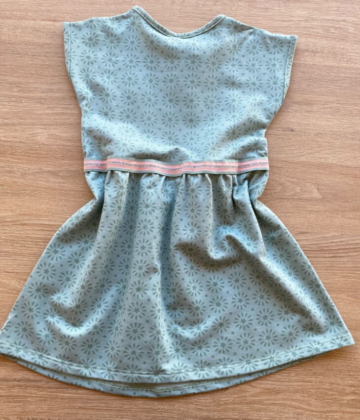 fernandaramoskids com br Vestido Infantil Feminino Curto com Detalhe Lateral Verde 2