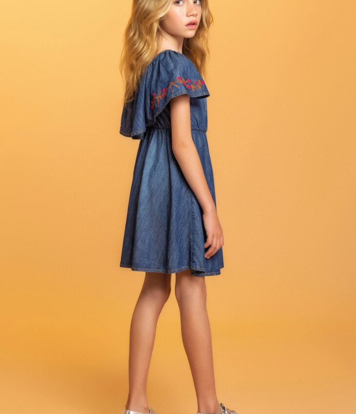 fernandaramoskids com br Vestido Infantil Feminino Curto Jeans Detalhe Bordado 2