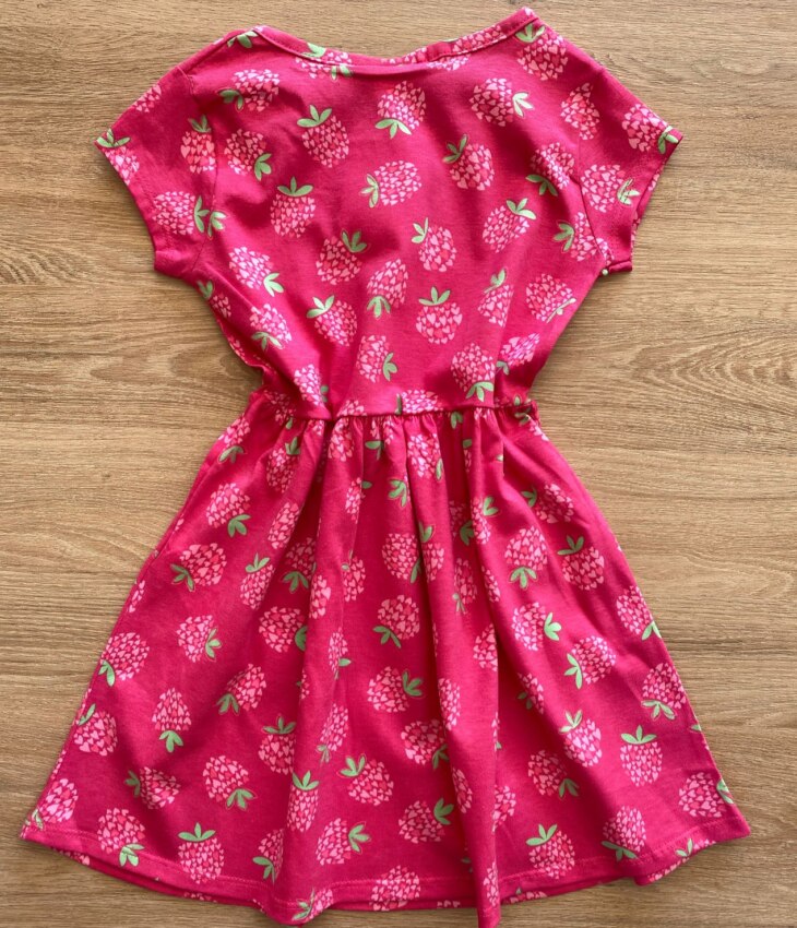 fernandaramoskids com br Vestido Infantil Feminino de Malha Estampa de Morangos Pink 1