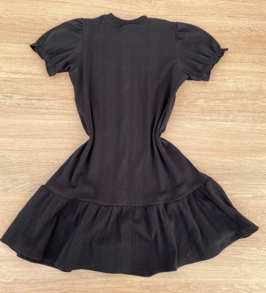 fernandaramoskids com br Vestido Infantil Feminino Manga Curta com Botões Falsos Preto 2