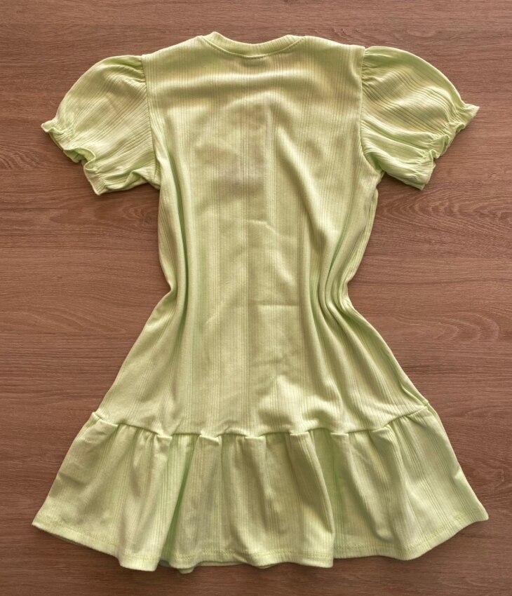 fernandaramoskids com br Vestido Infantil Feminino Manga Curta com Botões Falsos Verde 1