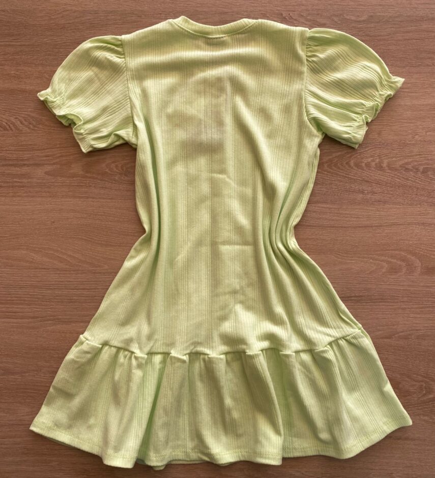 fernandaramoskids com br Vestido Infantil Feminino Manga Curta com Botões Falsos Verde 1