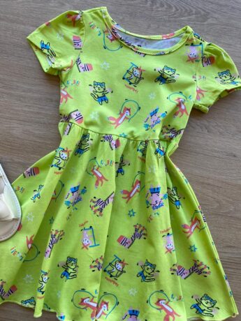 fernandaramoskids com br Vestido Infantil Feminino Manga Curta Evase Estampado Verde Lima 1
