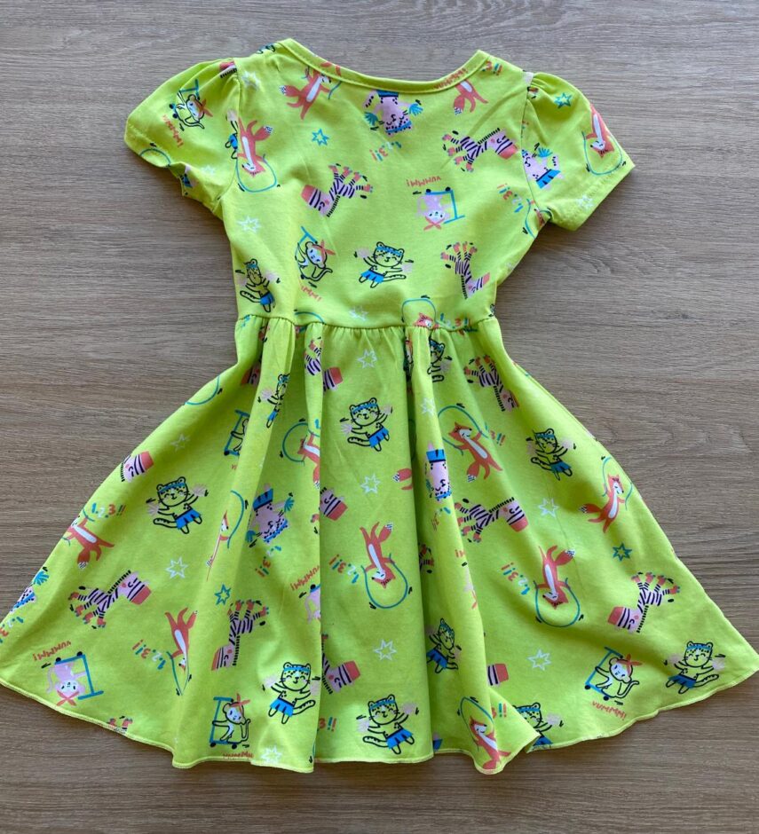 fernandaramoskids com br Vestido Infantil Feminino Manga Curta Evase Estampado Verde Lima 2
