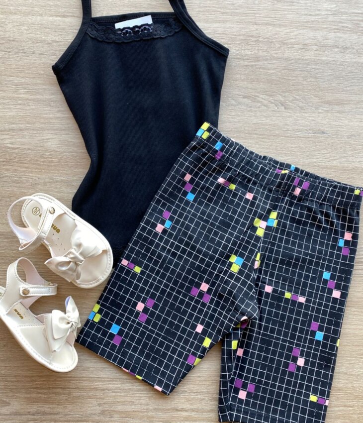 fernandaramoskids com br Bermuda Tradicional Infantil Feminino Estampa Xadrez Preto