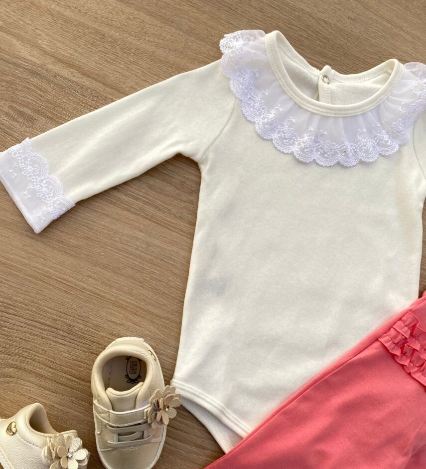 fernandaramoskids com br Body Infantil Feminino Manga Longa com Detalhe Off White 1