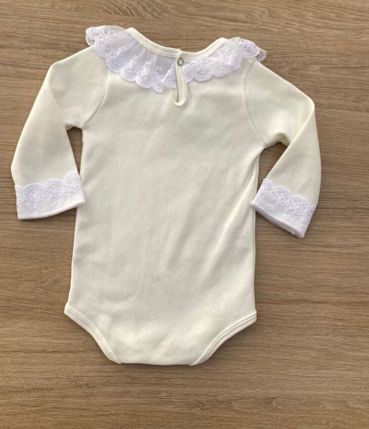 fernandaramoskids com br Body Infantil Feminino Manga Longa com Detalhe Off White 3
