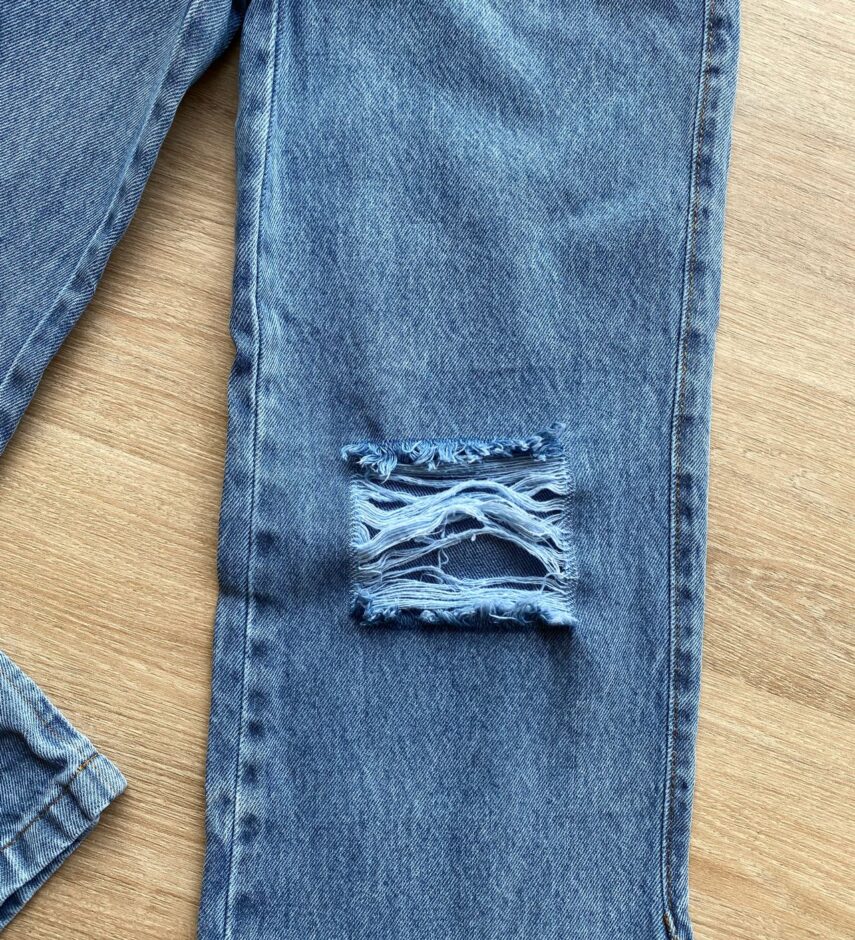 fernandaramoskids com br Calça Jeans Infantil Feminina com Destroyed Lavagem Clara 2