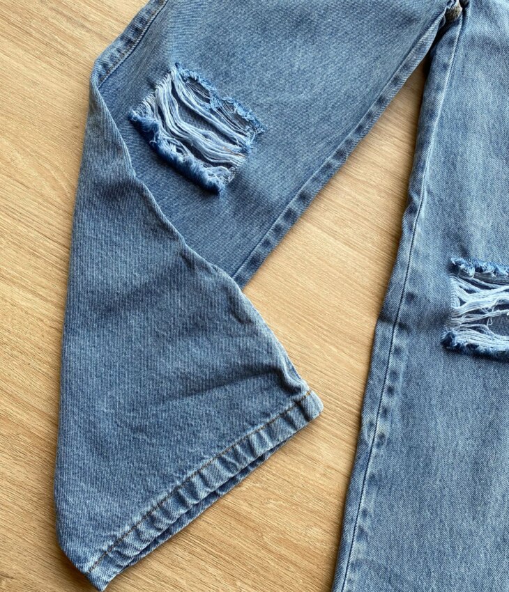 fernandaramoskids com br Calça Jeans Infantil Feminina com Destroyed Lavagem Clara 3
