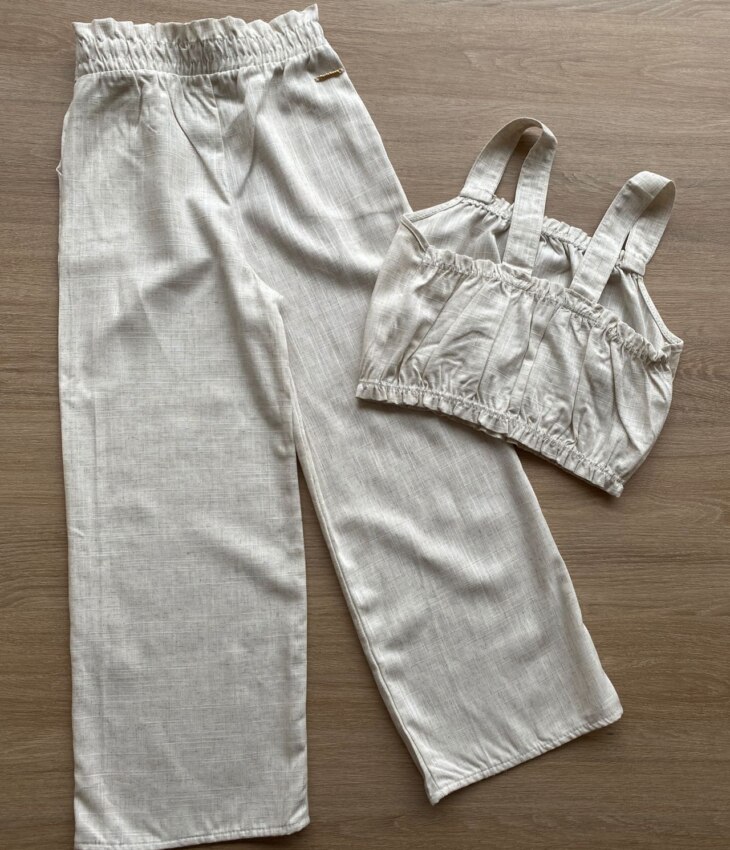 fernandaramoskids com br Conjunto Infantil Feminino Blusa Cropped e Calça Pantacourt Cru 3