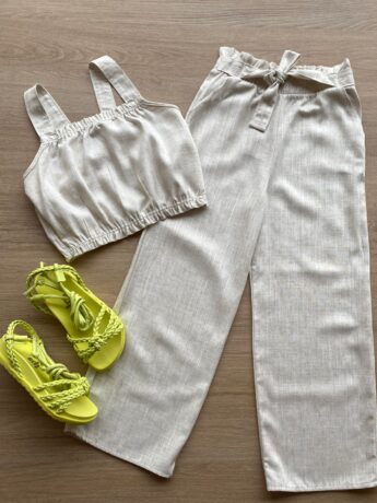 Conjunto Infantil Feminino Blusa Cropped e Calça Pantacourt Cru Fernanda Ramos Kids