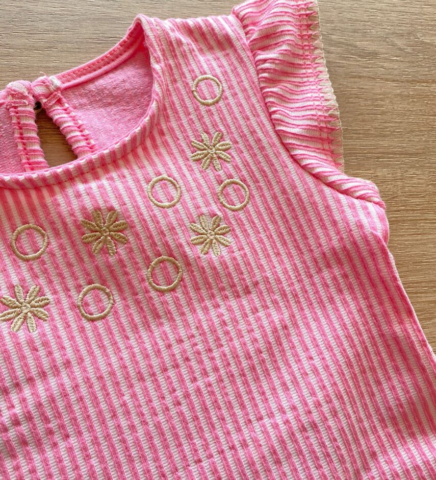 fernandaramoskids com br Conjunto Infantil Feminino Blusa Cropped e Short com Amarração 1