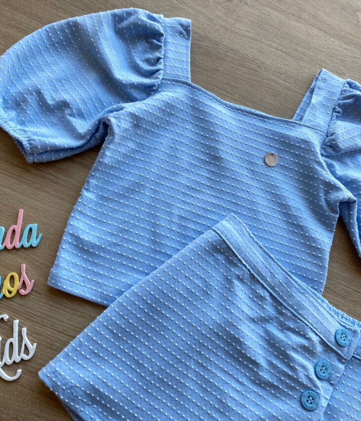 fernandaramoskids com br Conjunto Infantil Feminino Blusa Cropped e Short Saia com Botões Azul 4