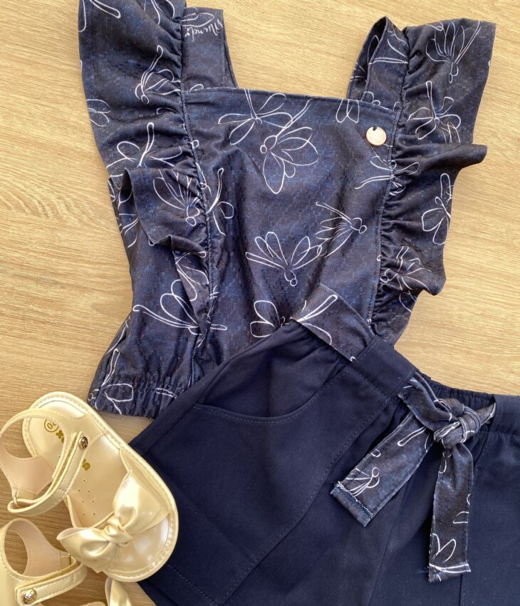 fernandaramoskids com br Conjunto Infantil Feminino Blusa Cropped Estampa e Short Azul Marinho 1