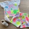 Conjunto Infantil Feminino Blusa e Short Néon Brilha no Escuro Fernanda Ramos Kids