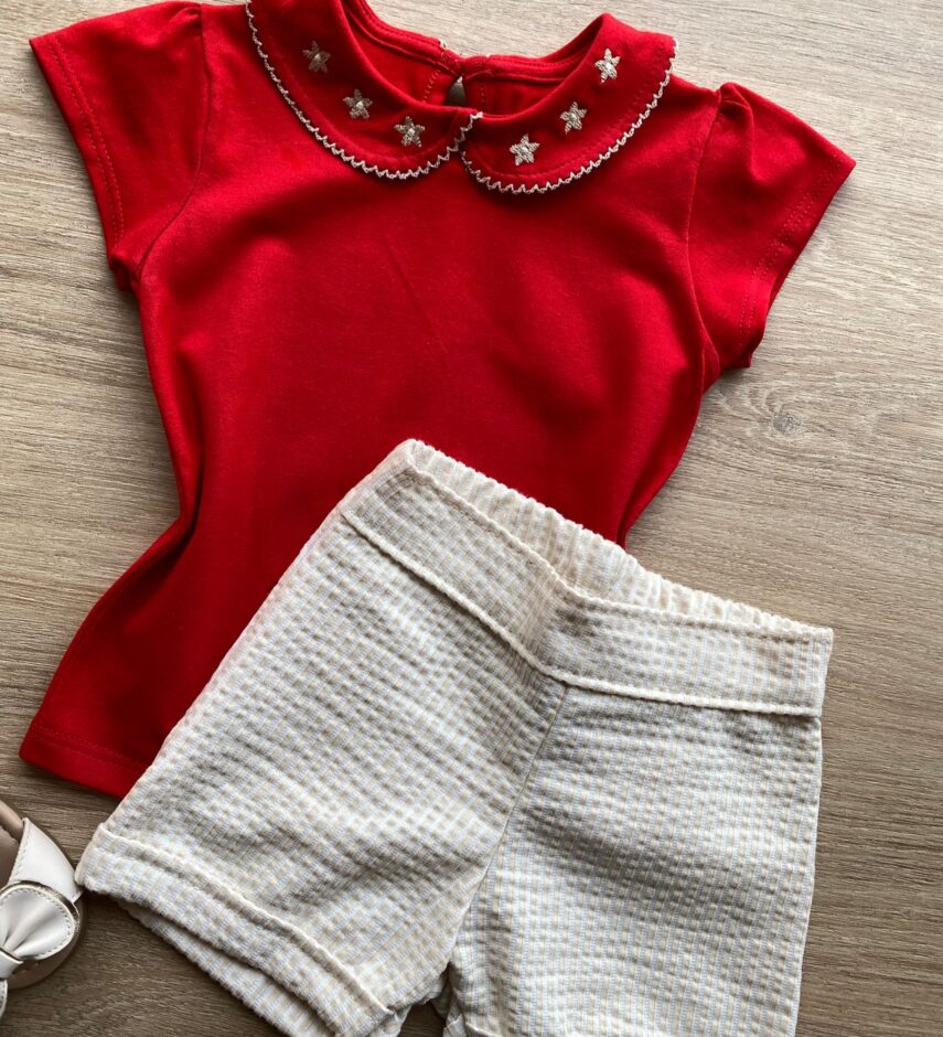 fernandaramoskids com br Conjunto Infantil Feminino Blusa Manga Curta Vermelha e Short Bege 2