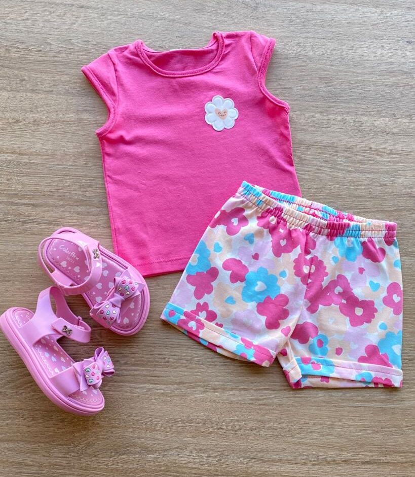 Conjunto Infantil Feminino Blusa Rosa e Short Estampa Floral Fernanda Ramos Kids
