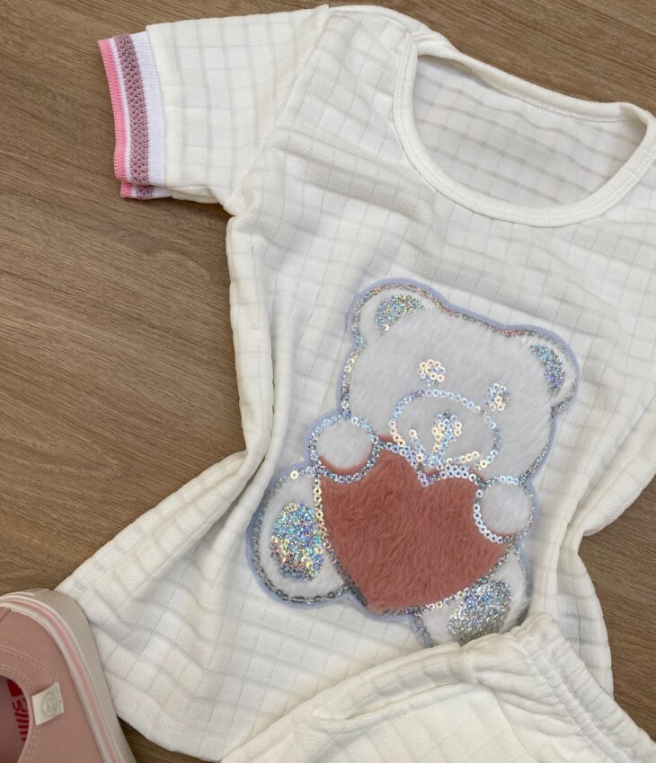 fernandaramoskids com br Conjunto Infantil Feminino Blusa Ursinho Manga Curta e Short Branco 2