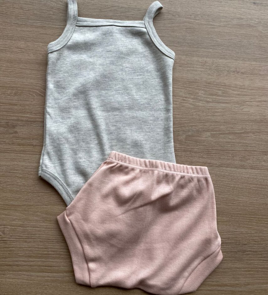 fernandaramoskids com br Conjunto Infantil Feminino Body Cinza com Estampa e Short Rose 3