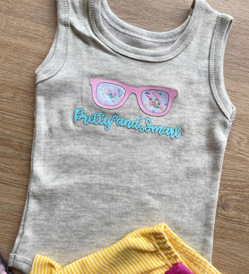 fernandaramoskids com br Conjunto Infantil Feminino Body Cinza Short Listrado Amarelo 1