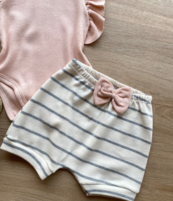 fernandaramoskids com br Conjunto Infantil Feminino Body Rose e Short Listrado 1