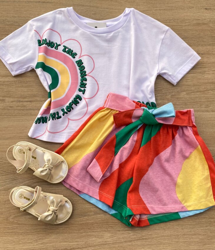 Conjunto Infantil Feminino Cropped Branco com Estampa e Short Fernanda Ramos Kids