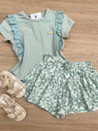 Conjunto Infantil Feminino Cropped Detalhe Laise e Short Estampado Verde Fernanda Ramos Kids