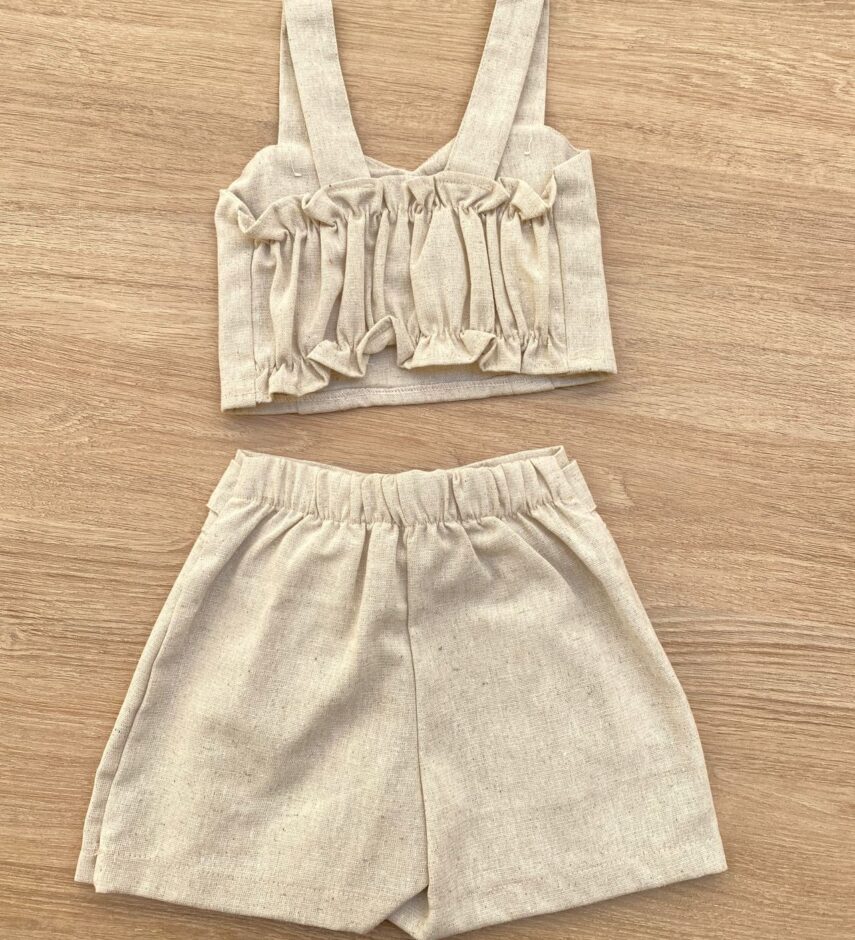 fernandaramoskids com br Conjunto Infantil Feminino Cropped e Short Saia com Amarração Bege 2