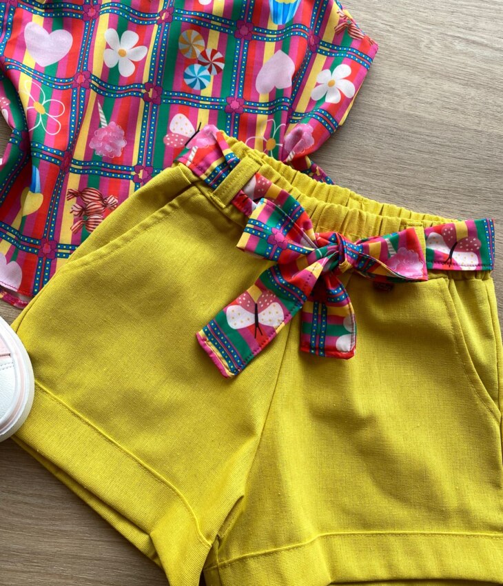 fernandaramoskids com br Conjunto Infantil Feminino Regata Estampada e Short com Amarração Amarelo 2