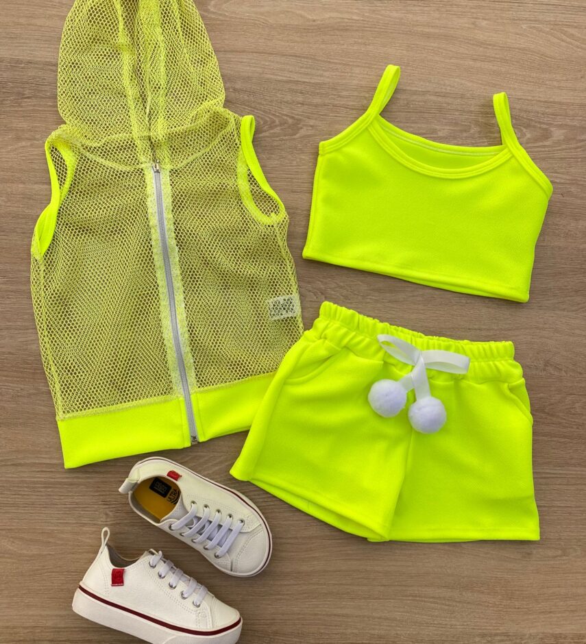 Conjunto Infantil Feminino Top Alça, Colete e Short Verde Flúor Fernanda Ramos Kids
