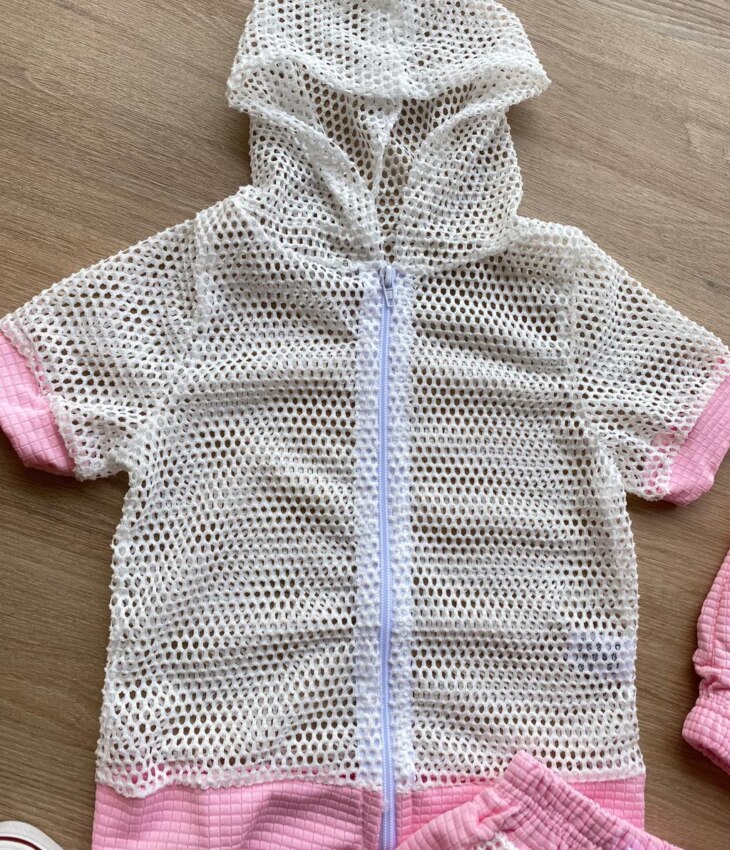 fernandaramoskids com br Conjunto Infantil Feminino Top Cropped, Colete e Short Rosa 1