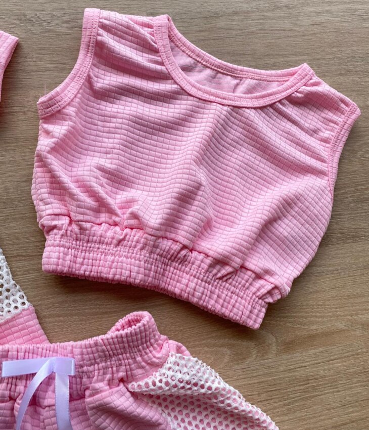 fernandaramoskids com br Conjunto Infantil Feminino Top Cropped, Colete e Short Rosa 3
