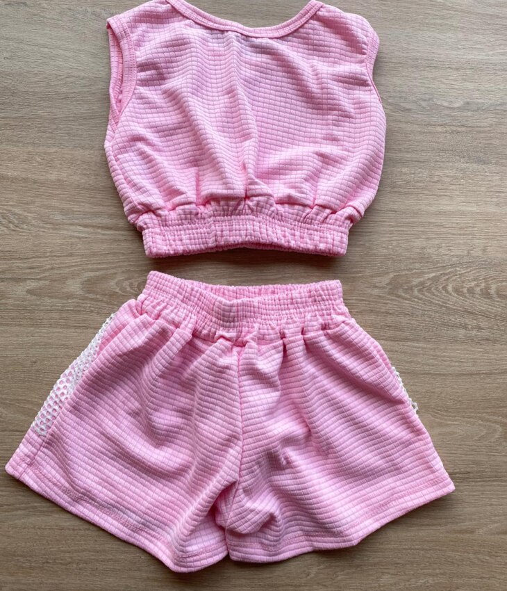 fernandaramoskids com br Conjunto Infantil Feminino Top Cropped, Colete e Short Rosa 5