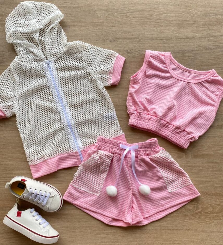Conjunto Infantil Feminino Top Cropped, Colete e Short Rosa Fernanda Ramos Kids