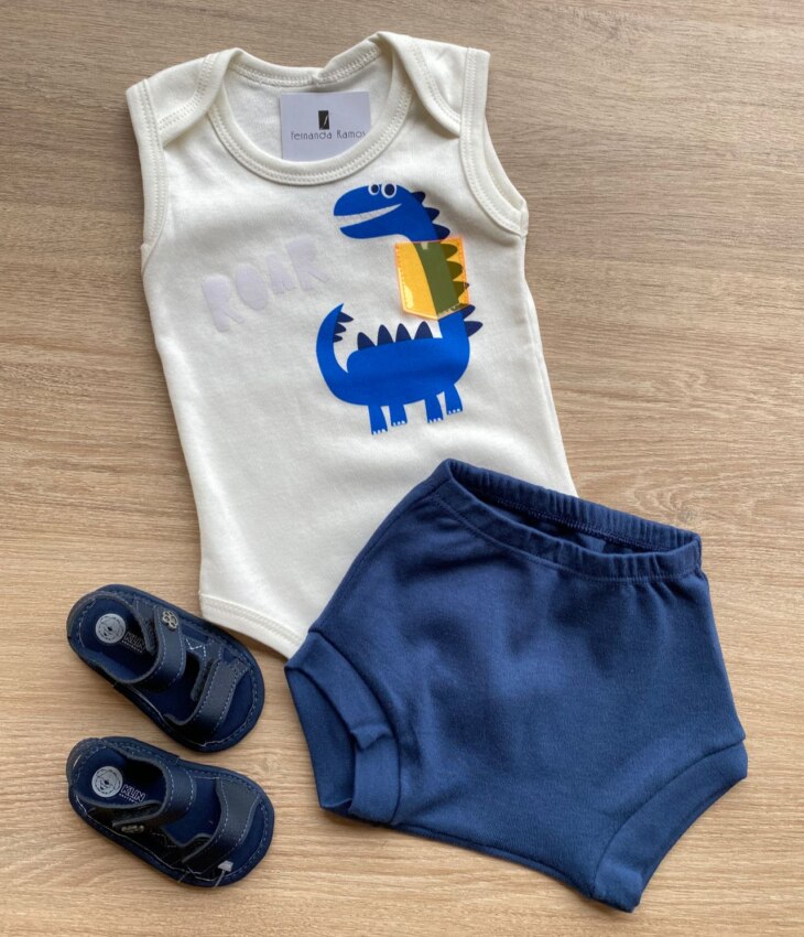 Conjunto Infantil Masculino Body Branco com Estampa e Short Azul Fernanda Ramos Kids