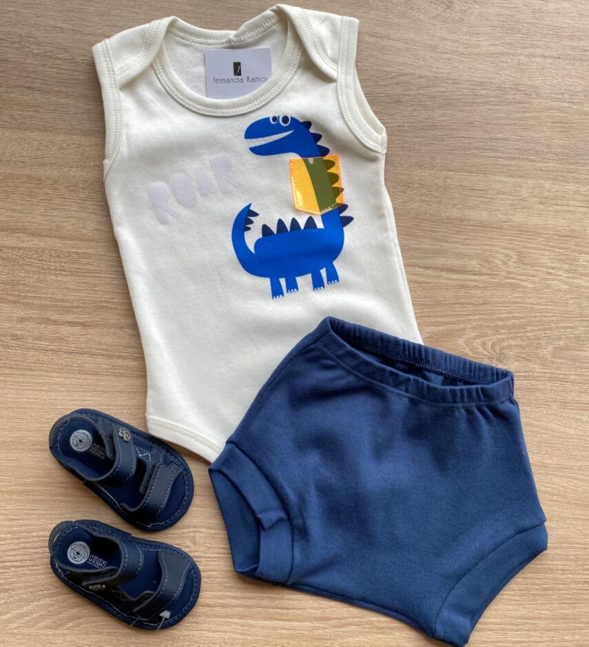 Conjunto Infantil Masculino Body Branco com Estampa e Short Azul Fernanda Ramos Kids