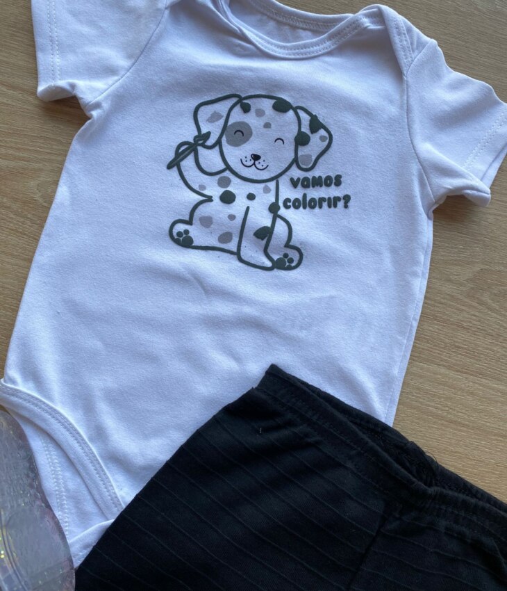 fernandaramoskids com br Conjunto Infantil Masculino Body Cotton Branco e Bermuda Preto 1