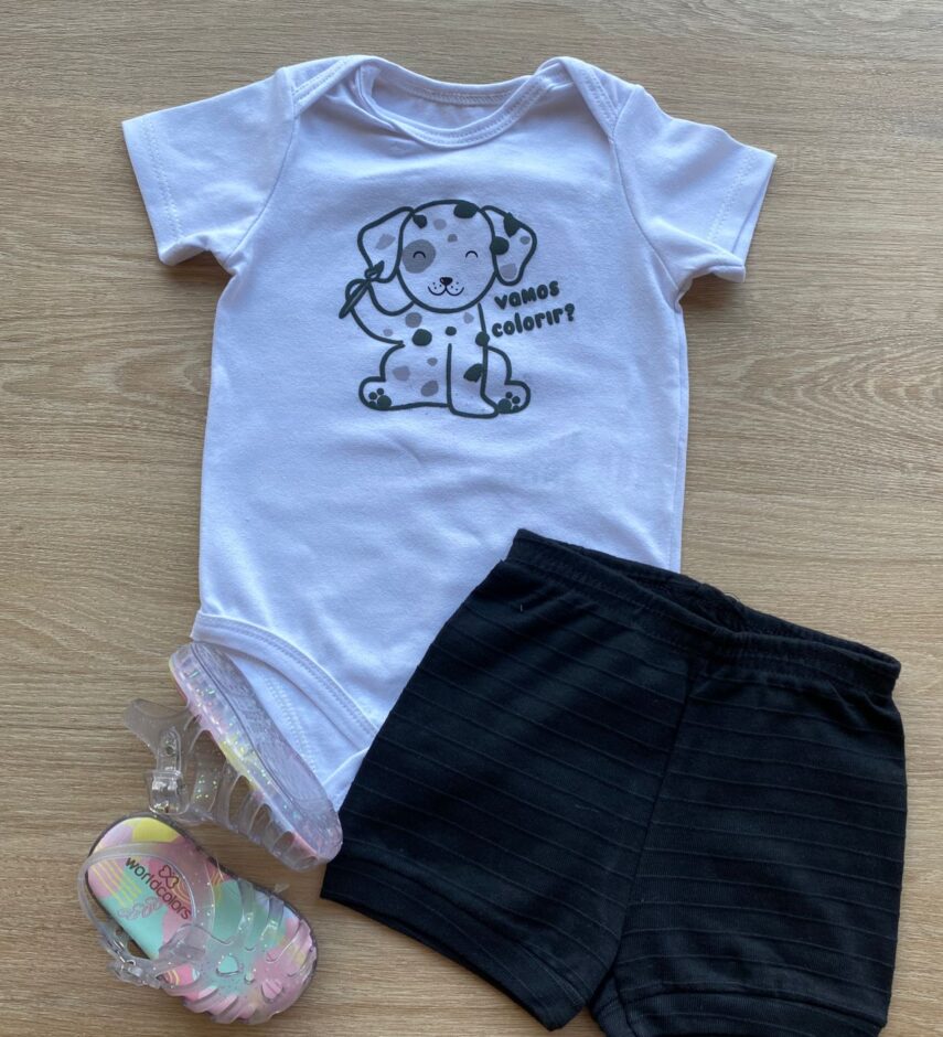 Conjunto Infantil Masculino Body Cotton Branco e Bermuda Preto Fernanda Ramos Kids