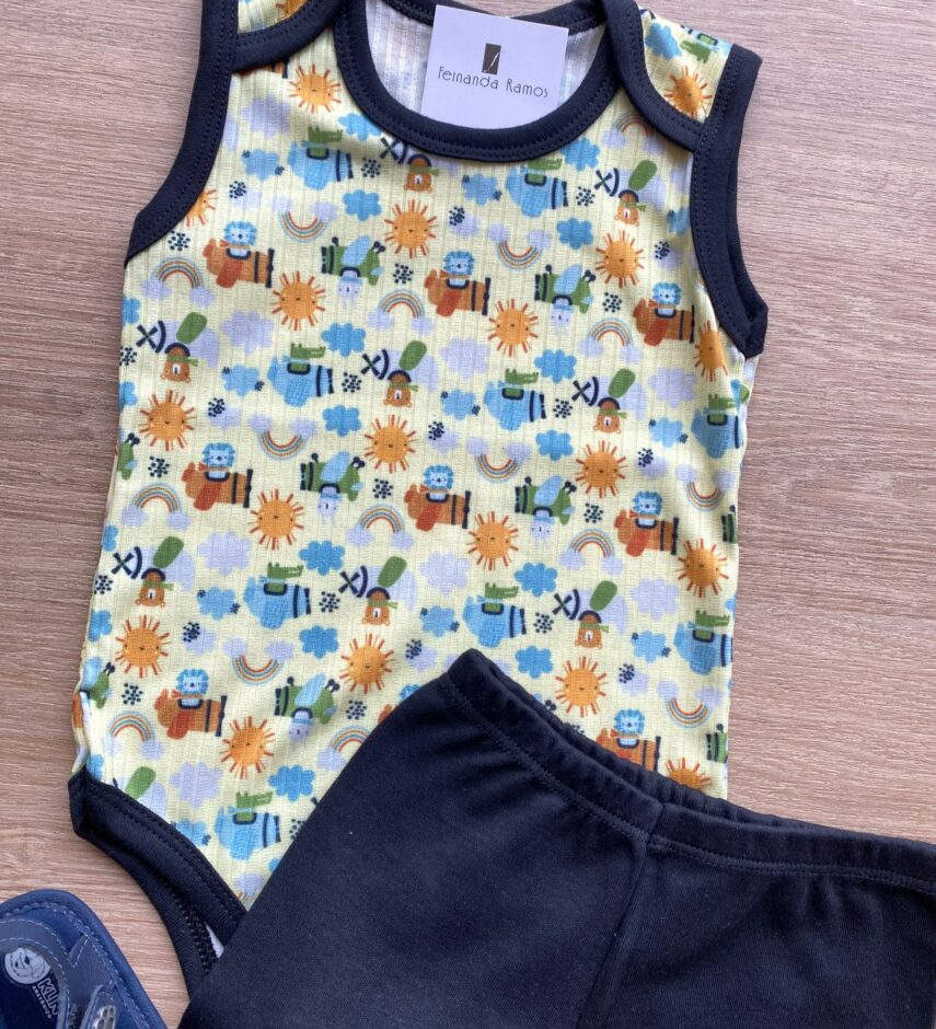 fernandaramoskids com br Conjunto Infantil Masculino Body Estampado e Short Preto 1