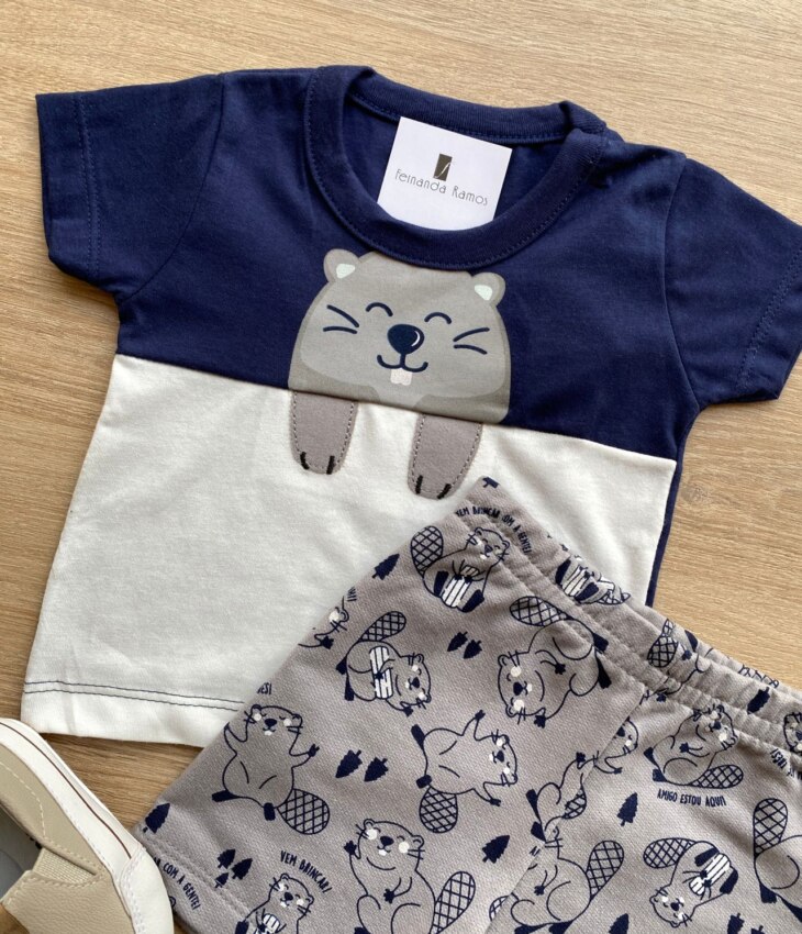 fernandaramoskids com br Conjunto Infantil Masculino Camiseta Azul Marinho e Bermuda Estampada 2